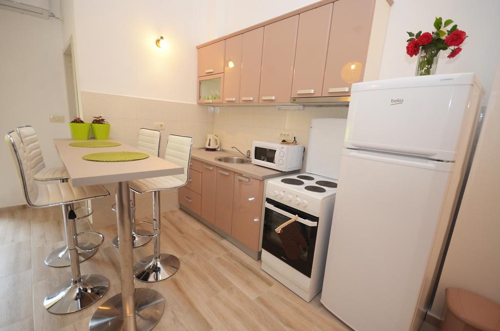 Apartmani Mizdrak Kotor Exterior foto