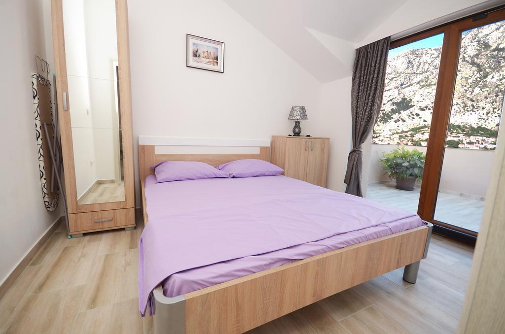 Apartmani Mizdrak Kotor Exterior foto