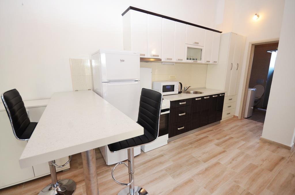 Apartmani Mizdrak Kotor Exterior foto